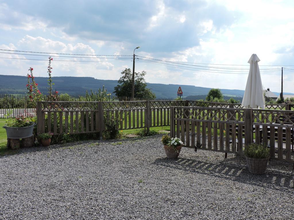 Cozy Apartment In Stoumont With Private Terrace Exterior foto