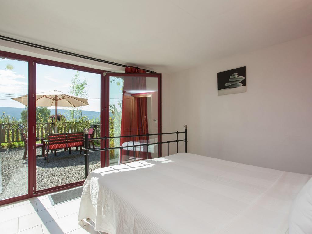 Cozy Apartment In Stoumont With Private Terrace Exterior foto